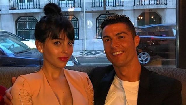 go to Auch die Promis kommen langsam in Weihnachtsstimmung