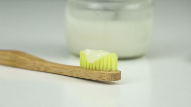 go to Zero Waste: DIY-Zahncreme