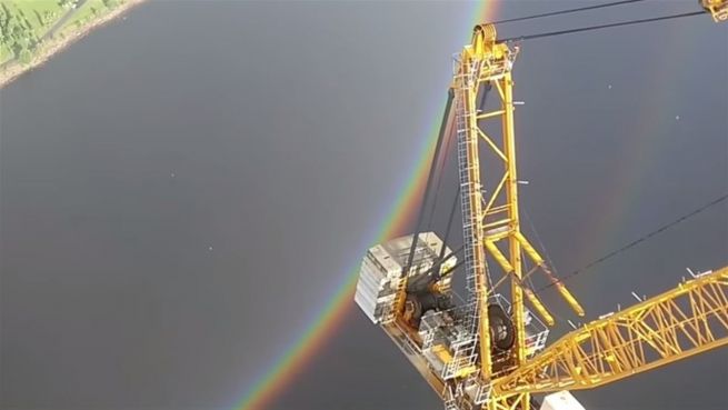 go to Seltenes Naturphänomen: Dieser Regenbogen ist anders